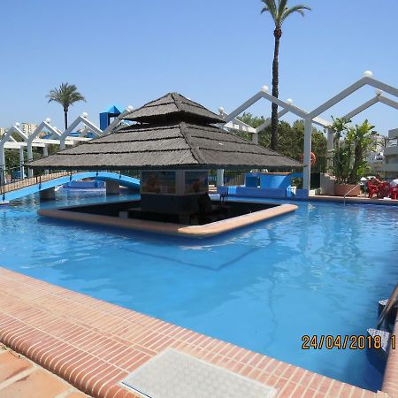 Benal Beach Apartments 马拉加 外观 照片
